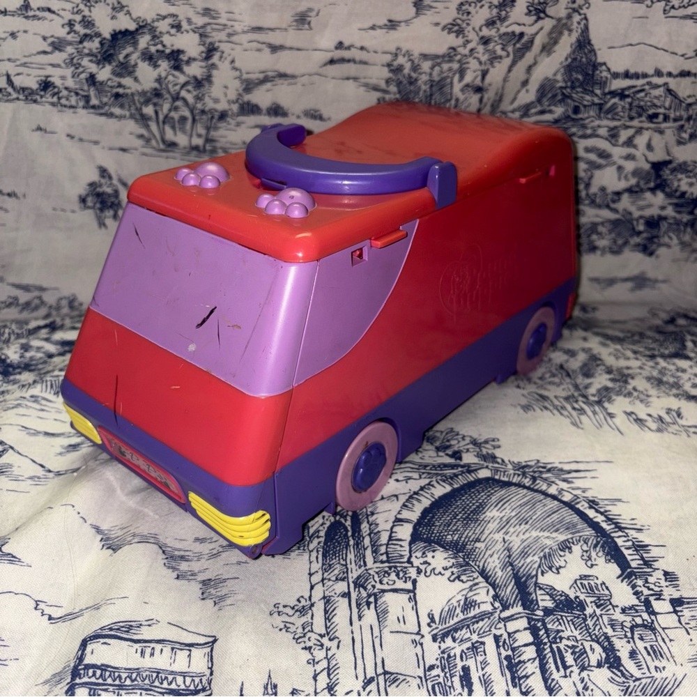 1995 Galoob Pound Puppies Van Bus Circus Playground Playset. No Figures